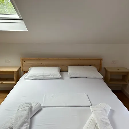 Ferma E Bleteve Stomici Vakantiehuis