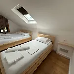 Ferma E Bleteve Stomici Casa vacanze *